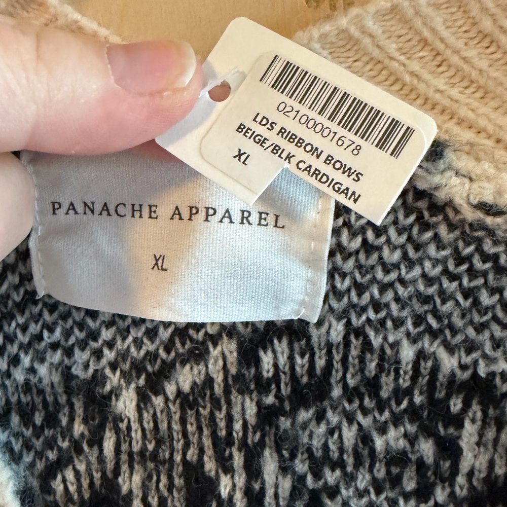 NWT Panache Apparel Women’s Oversized BOW CARDIGAN - BLACK/Cream Size XL - Picture 3 of 9